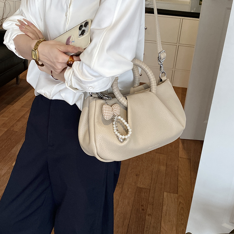 Sacs à poignée ronde plissés p - Luxury Bags Consignment avis et prix