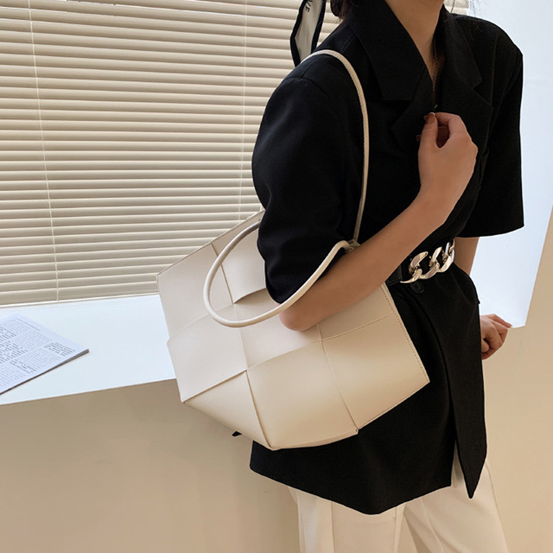 Grand fourre-tout en cuir rhom - Luxury Bags Collection avis et prix